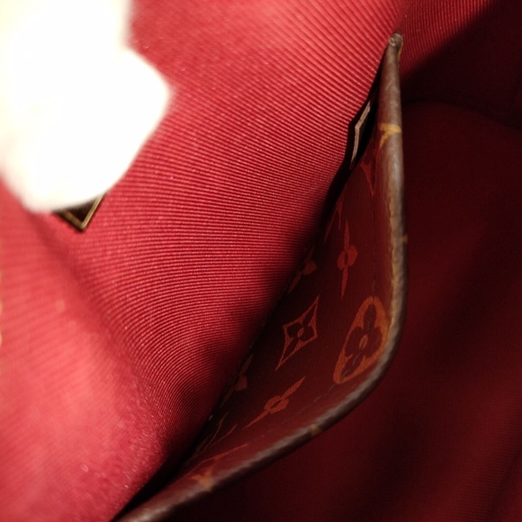 LOUIS VUITTON - Alma BB Red Vernis w/ Thick LV Strap R993 - Picture 8 of 9